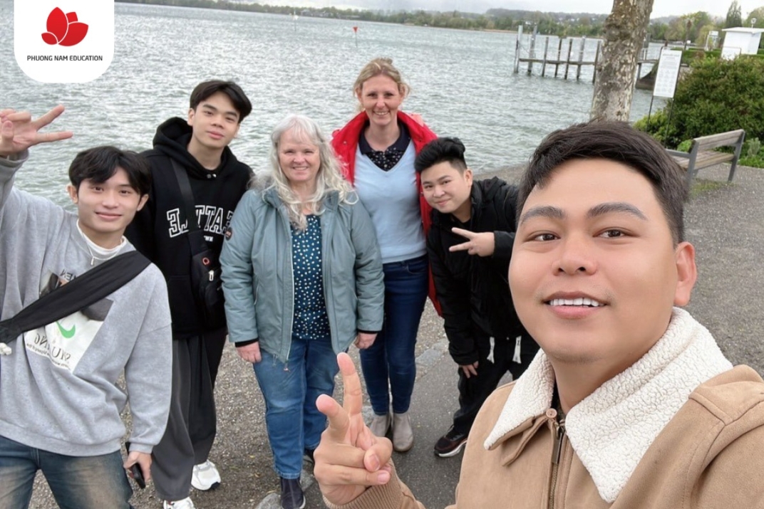 Phuong Nam Education đồng hành cùng hai bạn Danh & Đức trước giờ khởi hành chuyến bay du học nghề Đức ngành Điều dưỡng 