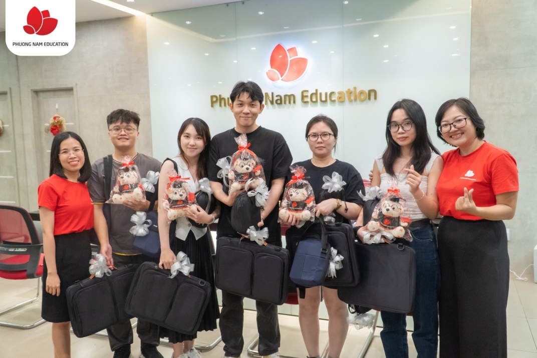 Phuong Nam Education sát cánh cùng bạn Hoàng Thị Thủy trước giờ khởi hành chuyến bay du học nghề Đức ngành Điều dưỡng