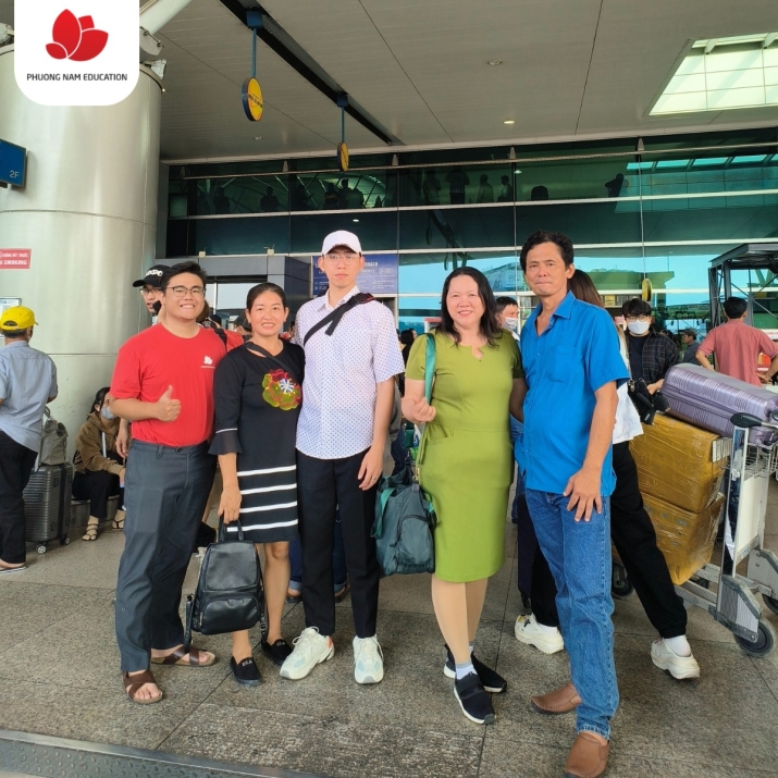 Sát cánh cùng du học sinh Phạm Phú Thịnh trước giờ xuất cảnh du học nghề Đức ngành Thợ mộc 