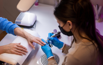 Cùng Phuong Nam Education tìm hiểu những lợi ích và lộ trình khi du học nghề Đức ngành Nail