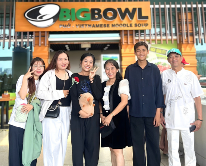 Dũng cảm bước ra khỏi vùng an toàn - Đoan Thục lựa chọn theo đuổi ngành Điều dưỡng tại Đức
